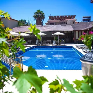 公寓式酒店 杜高斯布提克公寓式酒店, 厄吕代尼兹